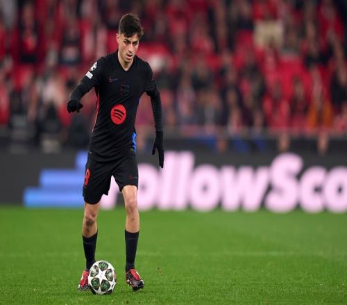 好人好事，河南球迷在苏州火车站救助突发疾病的大妈（苏州火车站突发疾病 大妈获河南球迷及时救助）