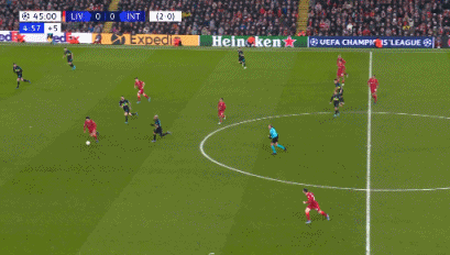 NBA杯半场：亚历山大17分6助，雷霆74-48太阳（NBA杯半场战报：亚历山大17分6助，雷霆74-48领先太阳）