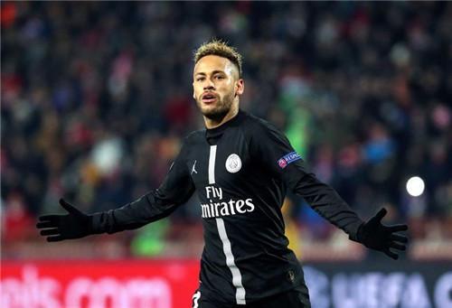 意甲传统强队状态观察 起伏与调整并存