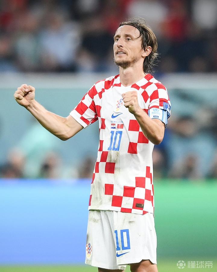 女子篮球联赛精彩进球回顾（女篮联赛高光进球集锦）