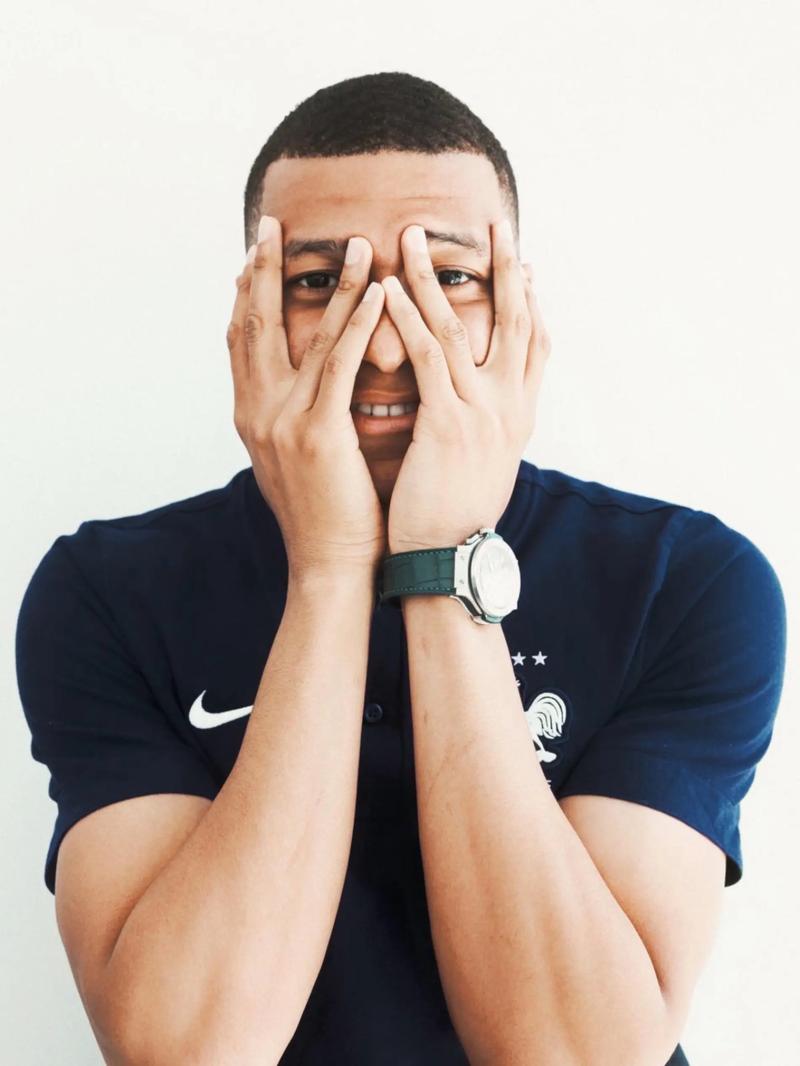 泰晤士：律师会要求有条件保释，帕尔特伊才能继续在黄潜踢球（泰晤士报：律师拟申请有条件保释，帕尔特伊方能继续为黄潜效力）